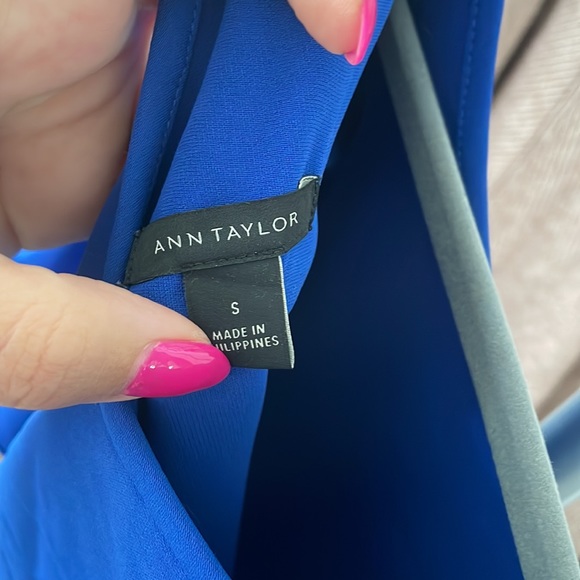 Ann Taylor Flutter Sleeve Dress - Picture 3 of 3